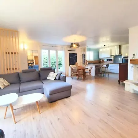 Maison Familiale A 10Min De La Plage - Location A La Semaine بيت للعطل